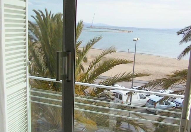 Apartamento en Rosas / Roses - RHODE 1 Piso, 1ª linea de mar, Roses, Free Wifi