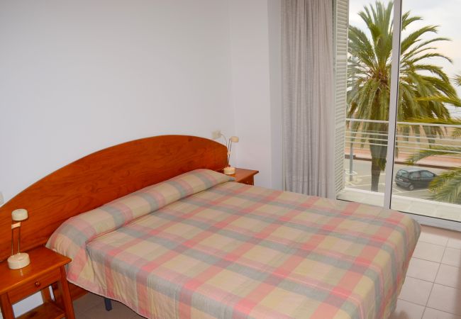 Apartamento en Rosas / Roses - RHODE 1 Piso, 1ª linea de mar, Roses, Free Wifi