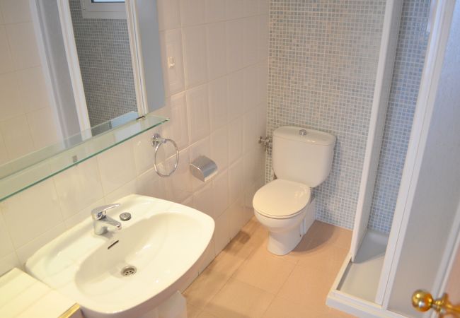 Apartamento en Rosas / Roses - RHODE 1 Piso, 1ª linea de mar, Roses, Free Wifi