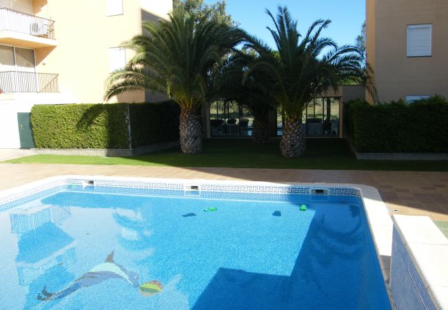 Apartamento en Rosas / Roses - MEDITERRANEE  Piso con piscina