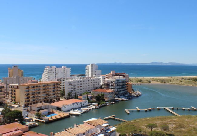Apartamento en Rosas / Roses - Isla de Roses1-24 Piso vista al mar, piscina y cer
