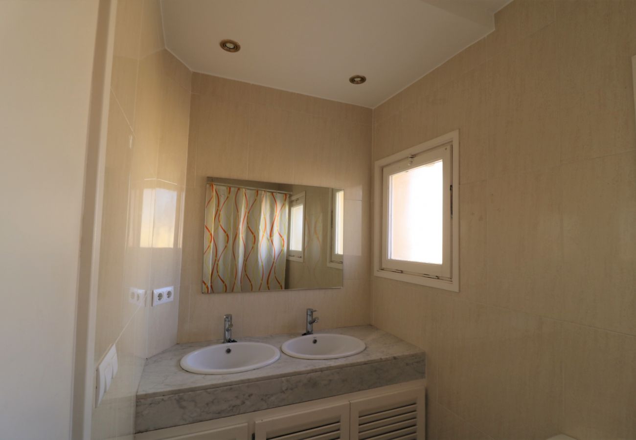 Casa en Empuriabrava - MONTSENY 3 Empuriabrava – INTERimmo