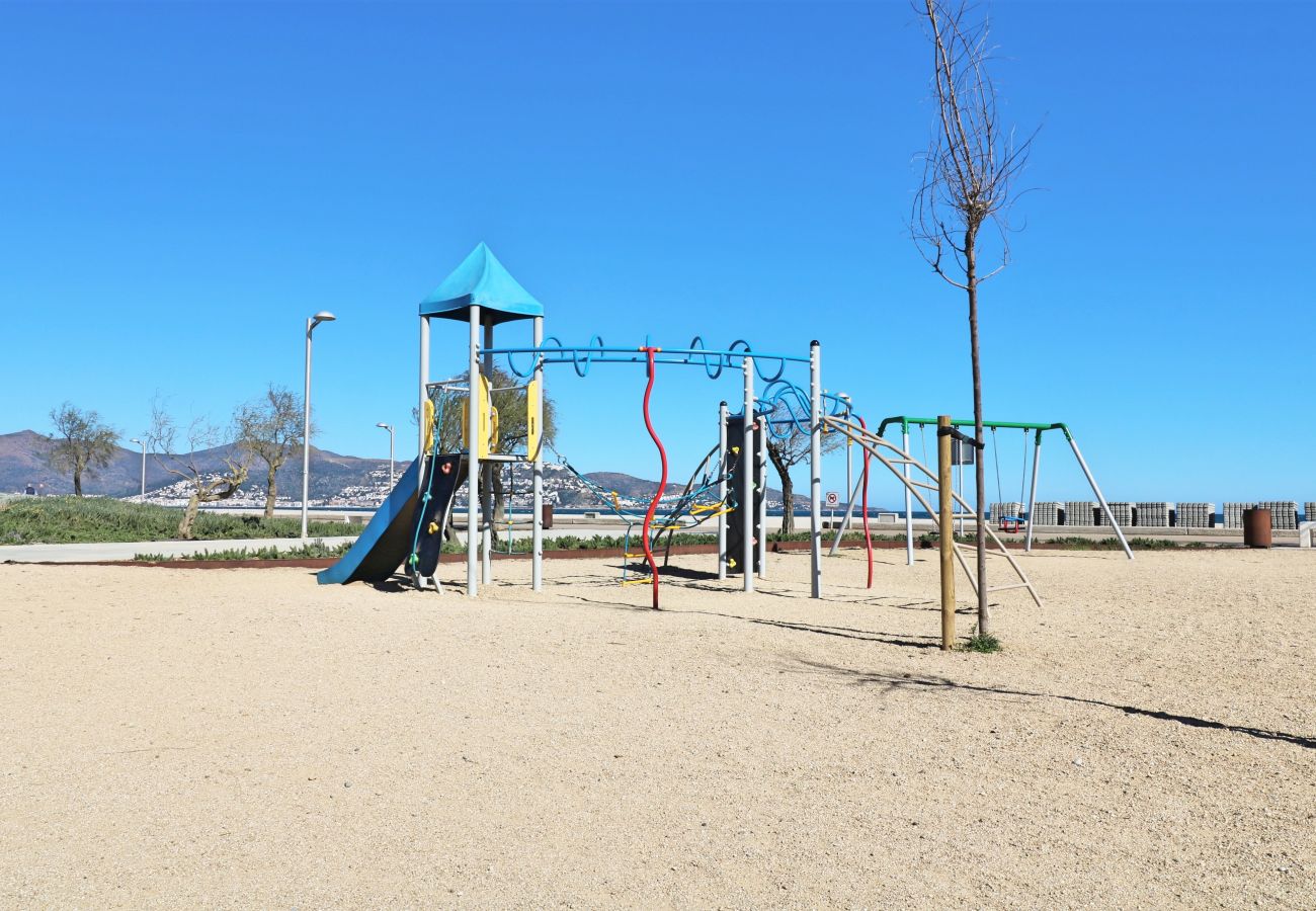 Apartamento en Empuriabrava - SAN MORI 4 5 Rosas / Roses – INTERimmo