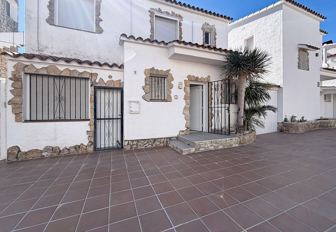Casa en Empuriabrava - VALIRA PISCINE Empuriabrava – INTERimmo