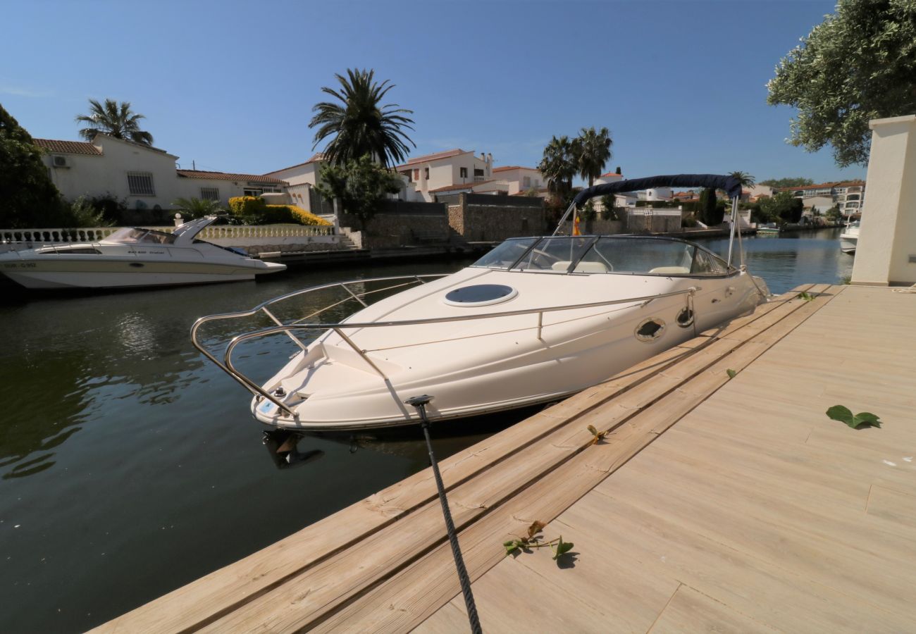 Casa en Empuriabrava - VALIRA PISCINE AMARRE Empuriabrava – INTERimmo