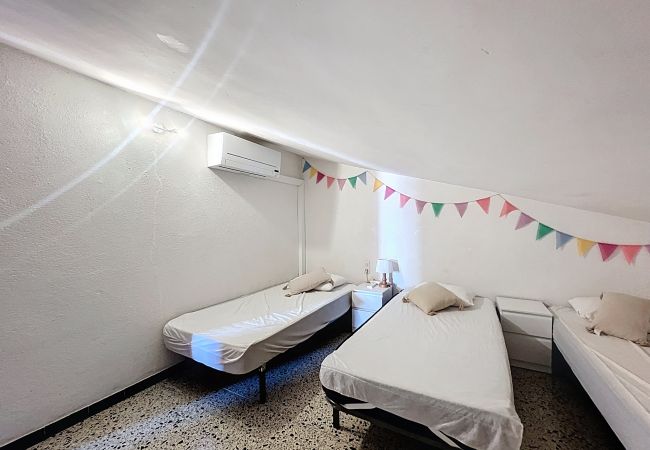 Casa en Empuriabrava - PENI 168A - Belle maison avec piscine