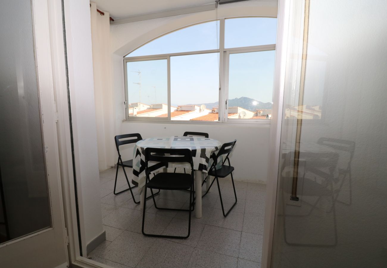 Estudio en Rosas / Roses - PUIG ROM 39 B Rosas / Roses – INTERimmo