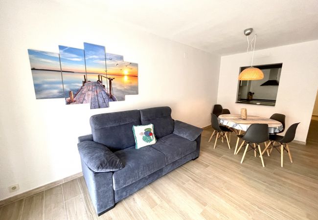 Apartamento en Rosas / Roses - Cap Norfeu 60 - Piso a 150 mts de la Playa - WIFI