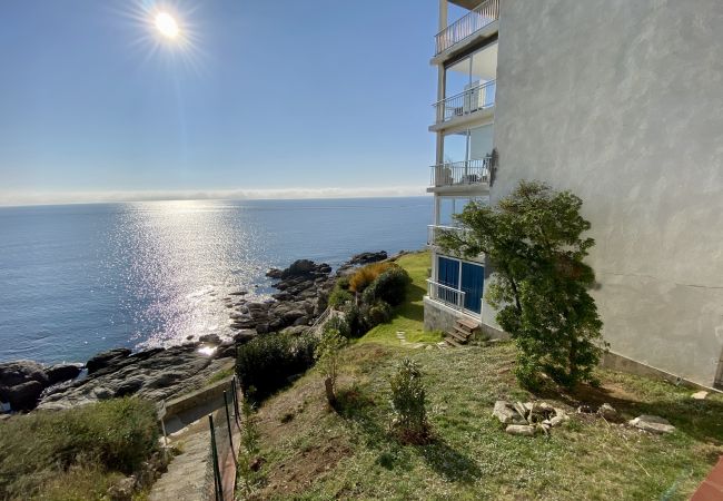 Apartamento en Rosas / Roses - Delfin - Piso magnifica vista al mar y Piscina com