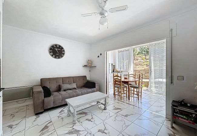 Apartamento en Rosas / Roses - Jardins II - Bx Piso con piscina comunitaria