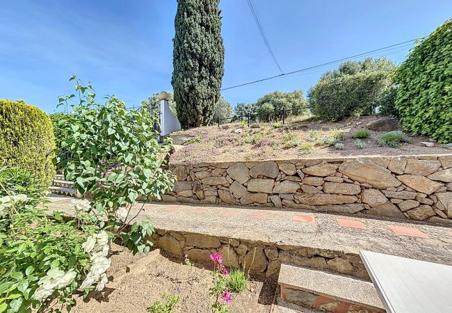 Apartamento en Rosas / Roses - Jardins II - Bx Piso con piscina comunitaria