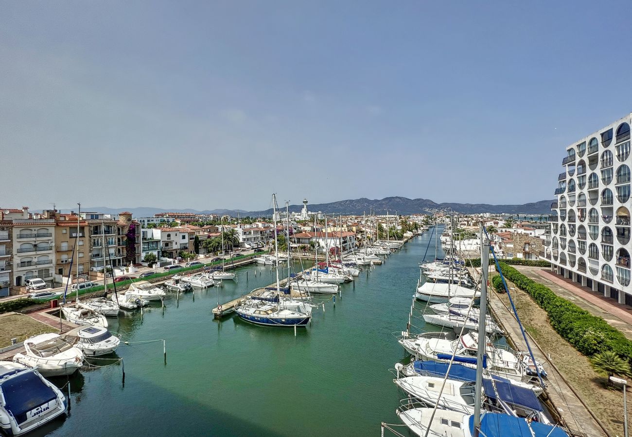 Apartamento en Empuriabrava - BAHIA II 317  Empuriabrava – INTERimmo