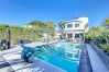 Casa en Empuriabrava - Canal  - Magnifica Villa con piscina privada y a