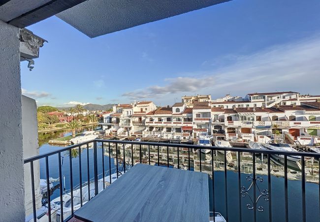 Apartamento en Empuriabrava - Porto Fino - Apartamento vista al canal reformado