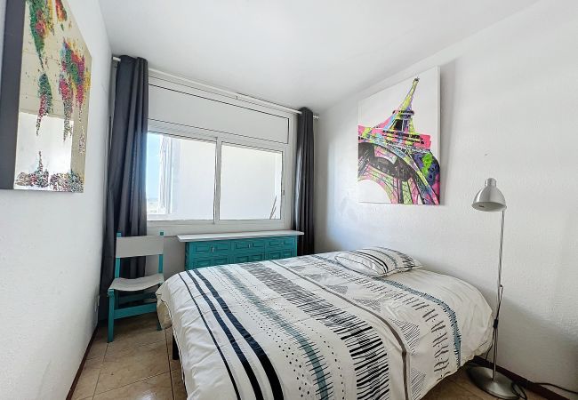 Apartamento en Rosas / Roses - Gran Canal - Apartamento visto al mar, 50 M de la