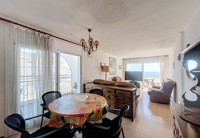 Apartamento en Empuriabrava - Bahia II 605 - Magnifivo piso vista al mar de 2 ha