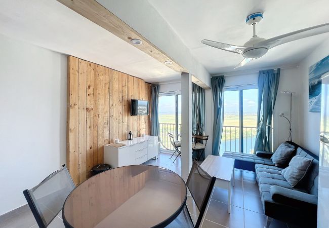 Apartamento en Empuriabrava - KARINA 19G-Piso Moderno, Muy cerca de la playa