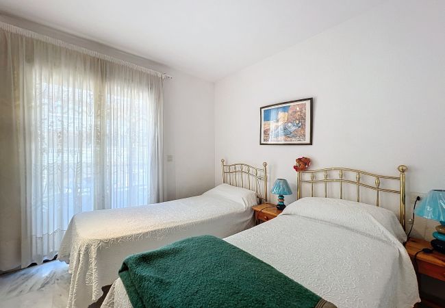 Apartamento en Empuriabrava - PORT ROYAL-A-1-1 - Bonito piso vista al puerto y a