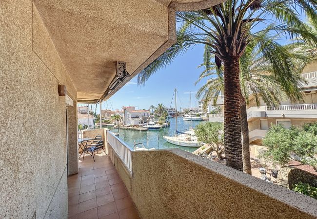 Apartamento en Empuriabrava - PORT ROYAL-A-1-1 - Bonito piso vista al puerto y a