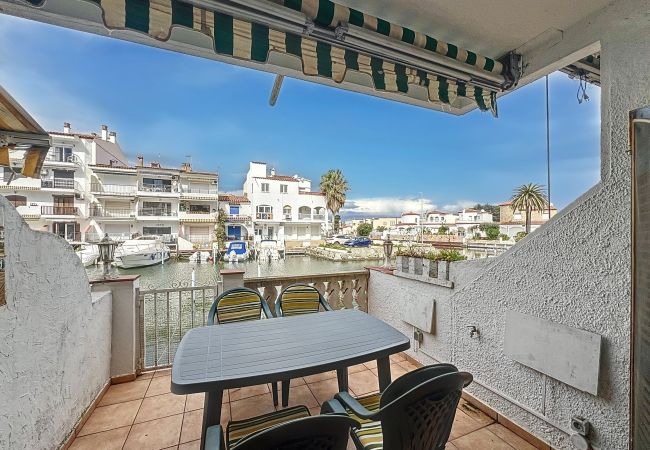 Casa en Empuriabrava - Porto Fino – Casa con amarre y vista al canal