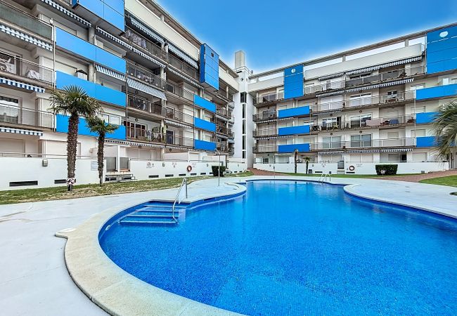 Apartamento en Rosas / Roses - B.Marina 410 - Atico un dormitorio vista canal