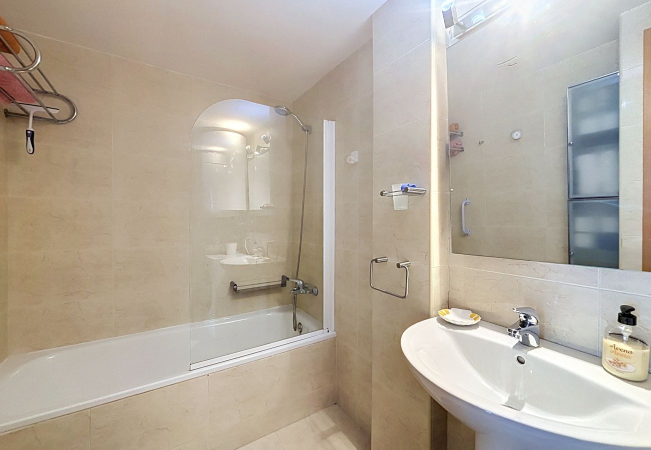 Apartamento en Rosas / Roses - B.MARINA 410 Rosas / Roses – INTERimmo
