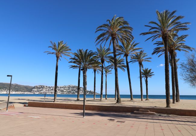 Apartamento en Rosas / Roses - GR CANAL 19 - Piso un dormitorio 50 m del mar