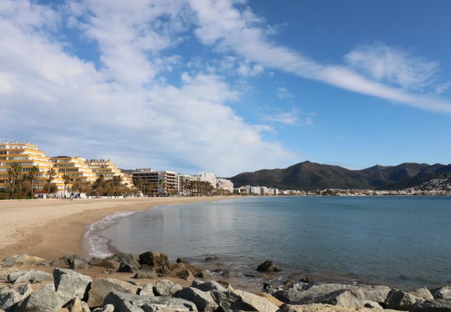 Apartamento en Rosas / Roses - GR CANAL 19 - Piso un dormitorio 50 m del mar