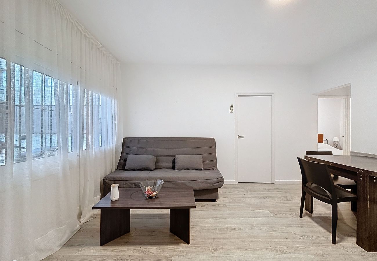 Apartamento en Rosas / Roses - REMENDADORES Location Longue Durée INTERimmo