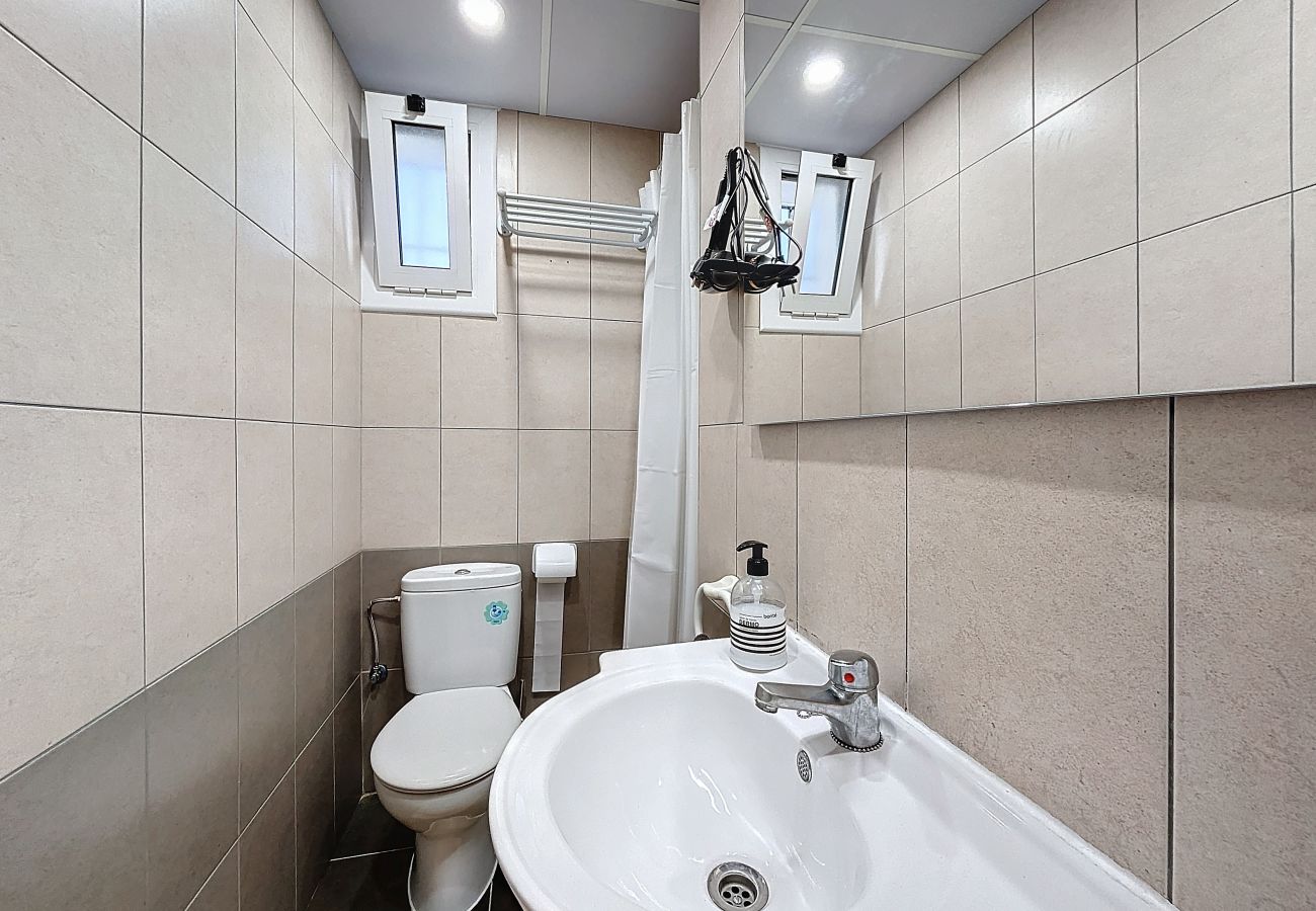 Apartamento en Rosas / Roses - REMENDADORES Location Longue Durée INTERimmo