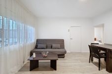 Apartamento en Rosas / Roses - REMENDADORES Location Longue Durée INTERimmo
