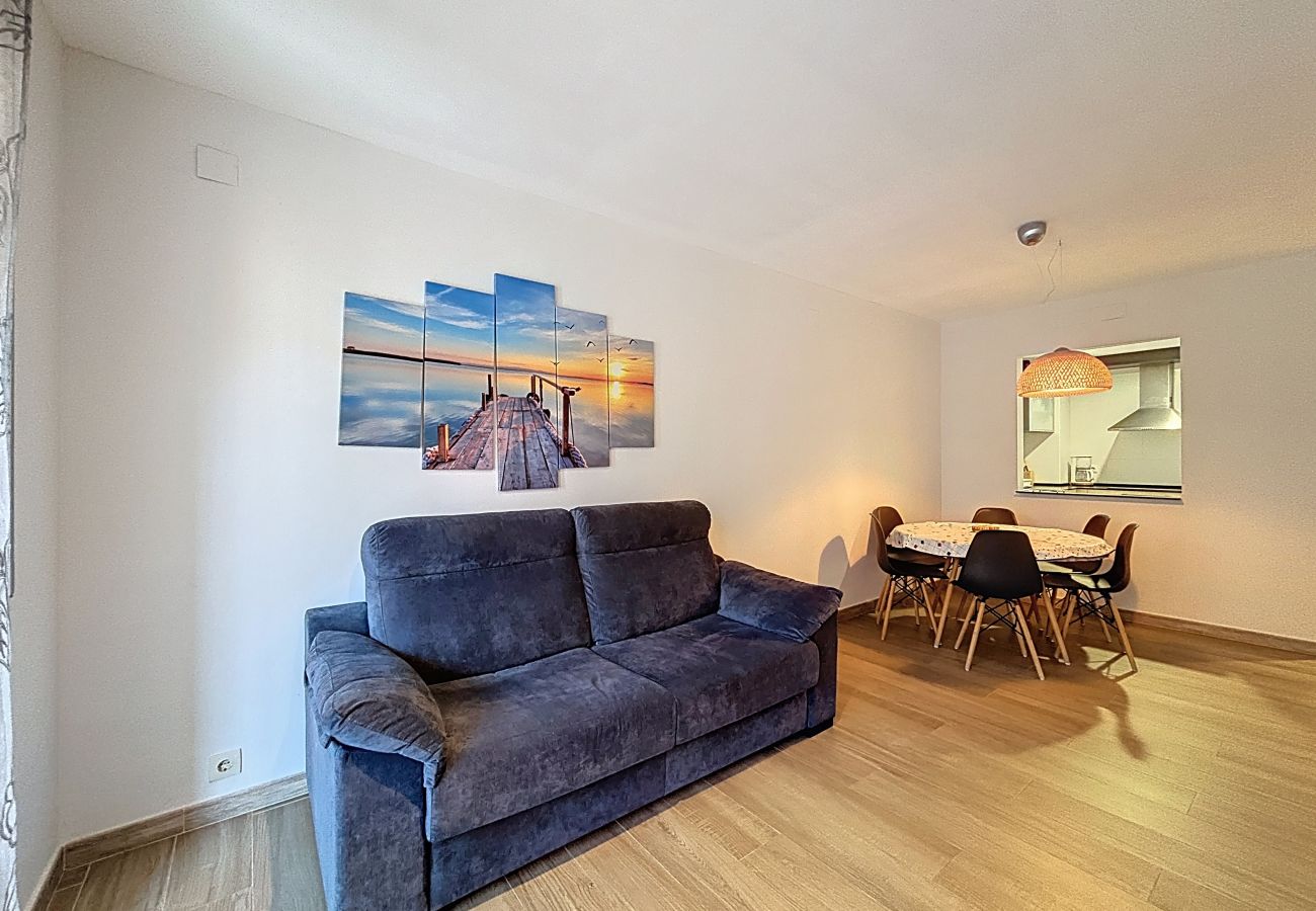 Apartamento en Rosas / Roses - CAP NORFEU 60 Location Longue Durée INTERimmo