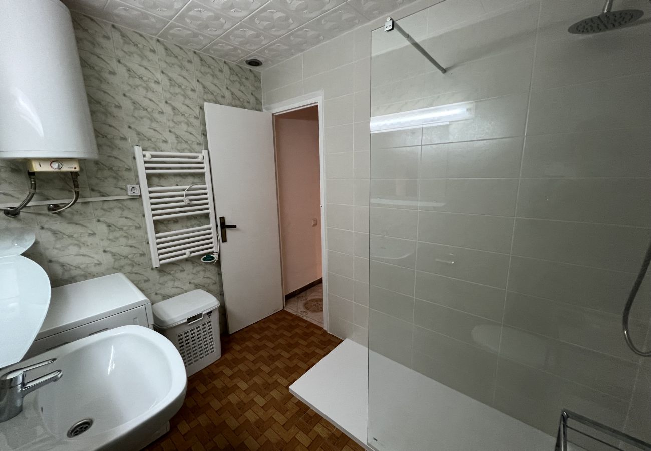 Apartamento en Empuriabrava - PORT EMPORDA 28BA  Location Longue Durée INTERimmo