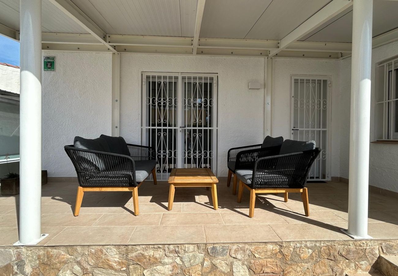 Casa en Empuriabrava - REQUESENS 116 Empuriabrava – INTERimmo