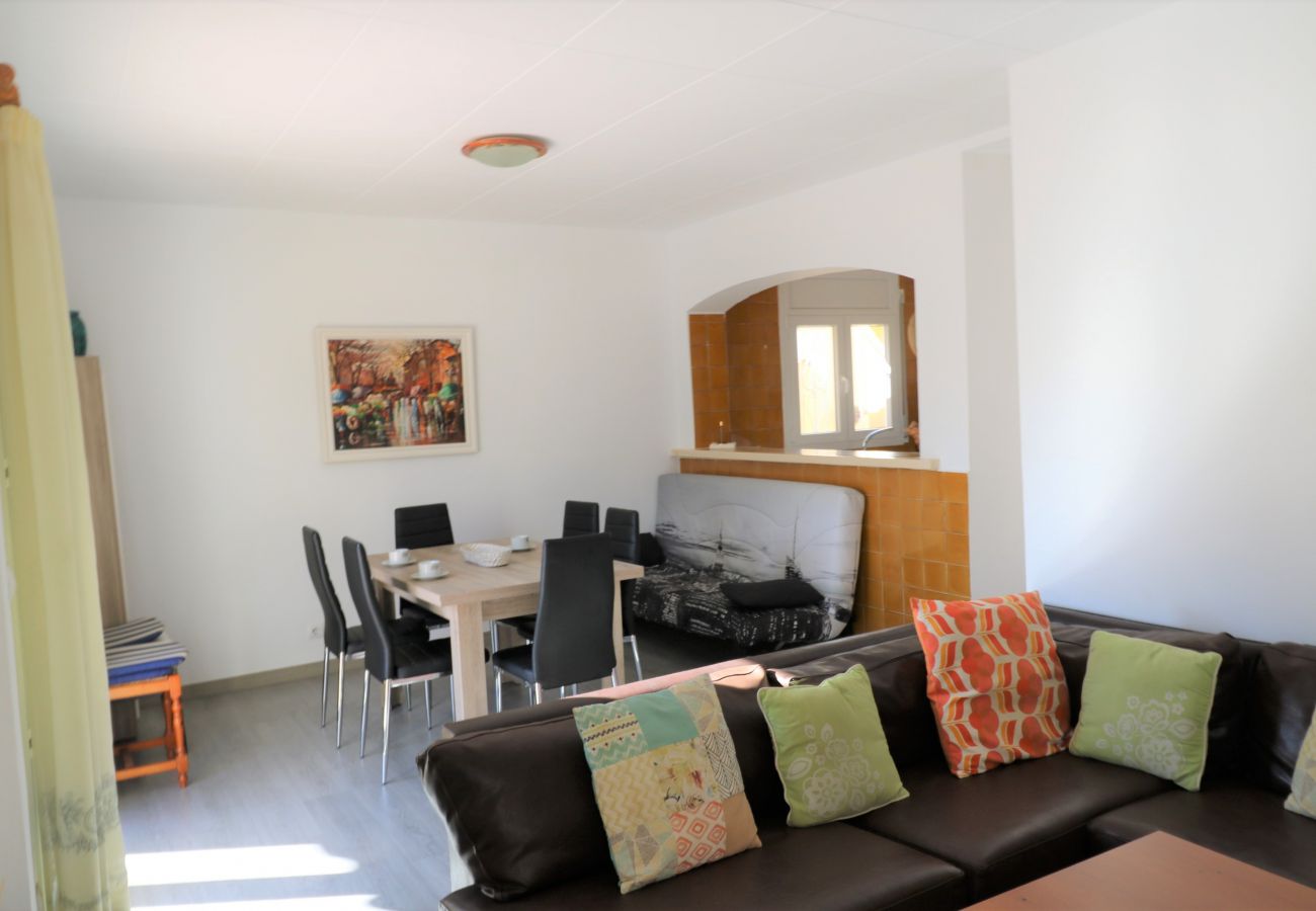 Casa en Empuriabrava - MONTSENY 3 Empuriabrava – INTERimmo