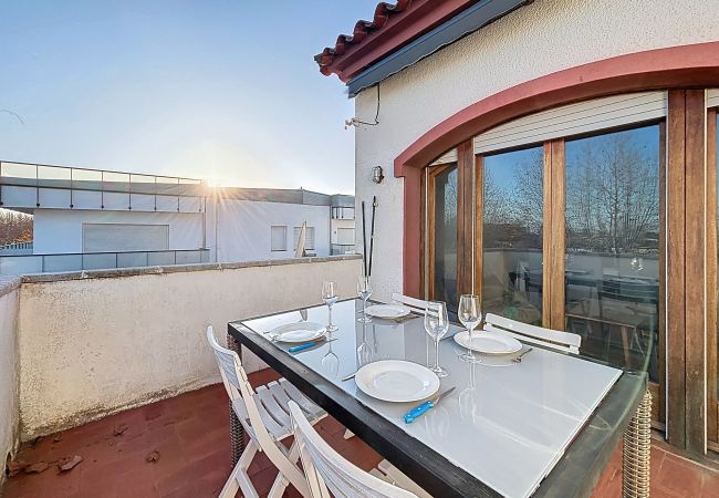 Apartament en Empuriabrava - SAN MORI 4 5 Empuriabrava – INTERimmo