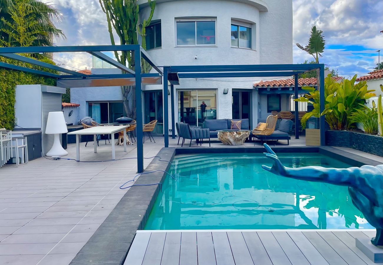 Casa en Empuriabrava - CANAL Empuriabrava – INTERimmo