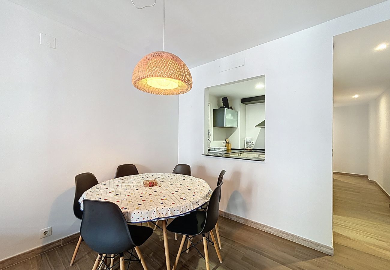 Apartament en Rosas / Roses - CAP NORFEU 60 Location Longue Durée INTERimmo