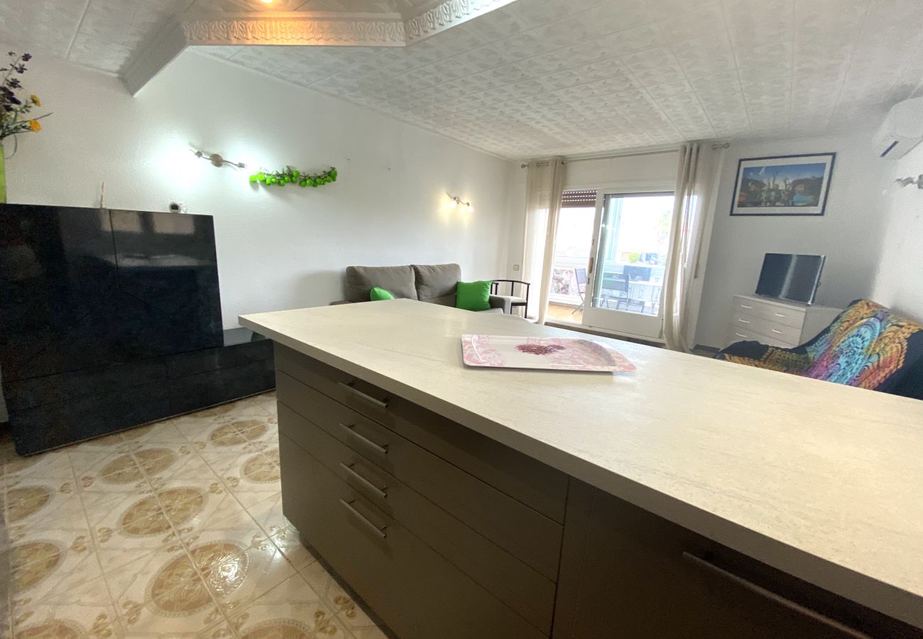 Apartament en Empuriabrava - PORT EMPORDA 28BA  Location Longue Durée INTERimmo