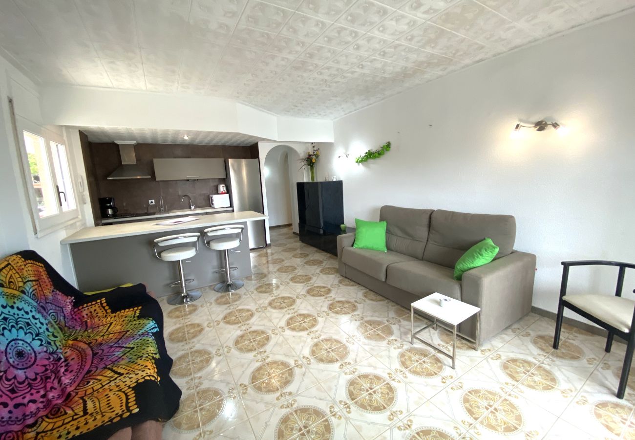 Apartament en Empuriabrava - PORT EMPORDA 28BA  Location Longue Durée INTERimmo