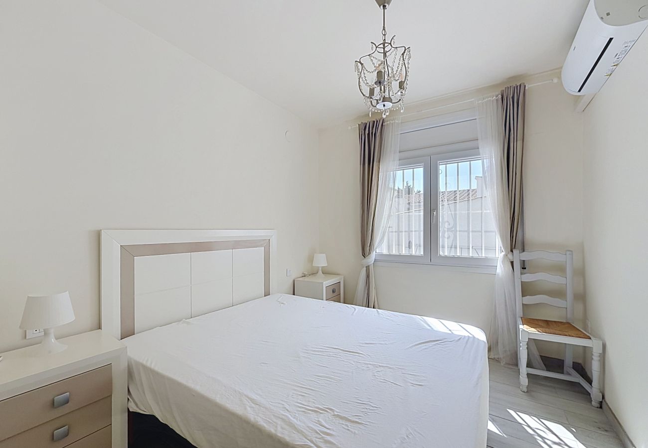 Casa en Empuriabrava - REQUESENS 116 Empuriabrava – INTERimmo
