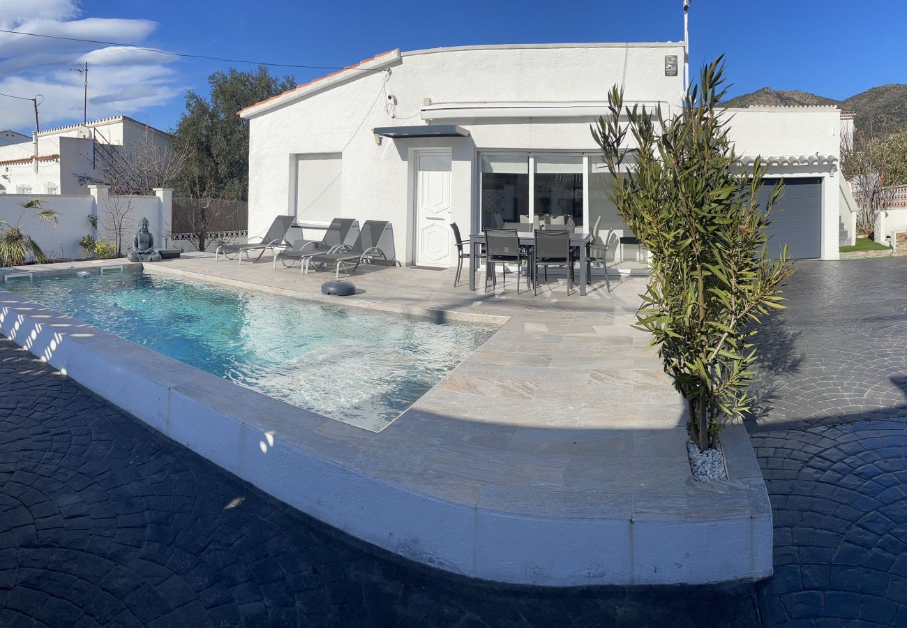 House in Rosas / Roses - MONTSIA 7 Rosas / Roses – INTERimmo