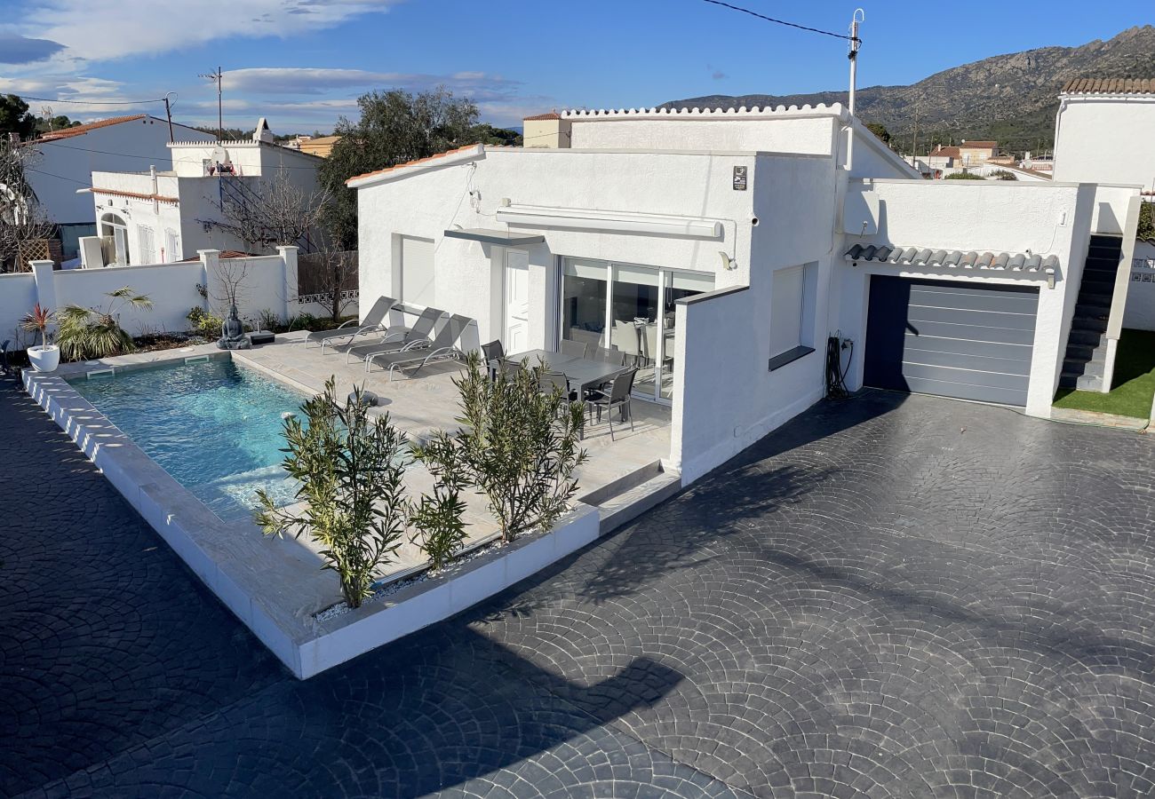 House in Rosas / Roses - MONTSIA 7 Rosas / Roses – INTERimmo