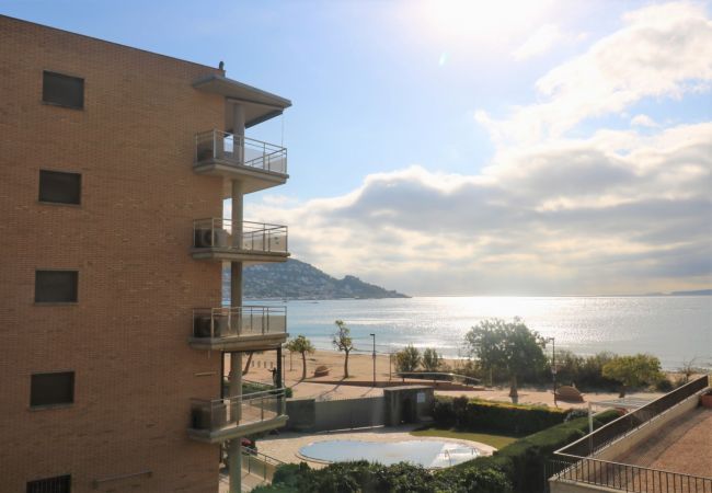 Studio in Rosas / Roses - CAST JONCAR  2 5 Rosas / Roses – INTERimmo