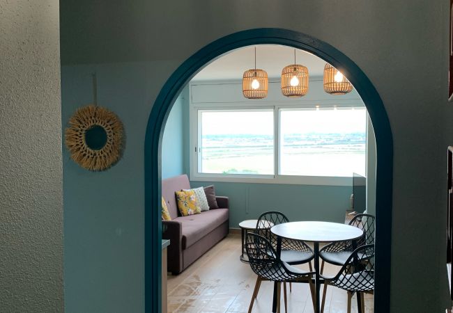  in Empuriabrava - Manhattan 17-F, Piso muy cerca de la playa