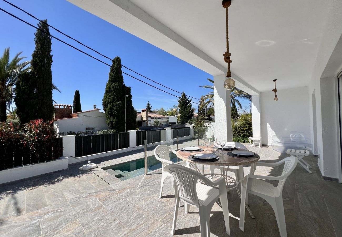 House in Rosas / Roses - MONTSIA 23 Rosas / Roses – INTERimmo