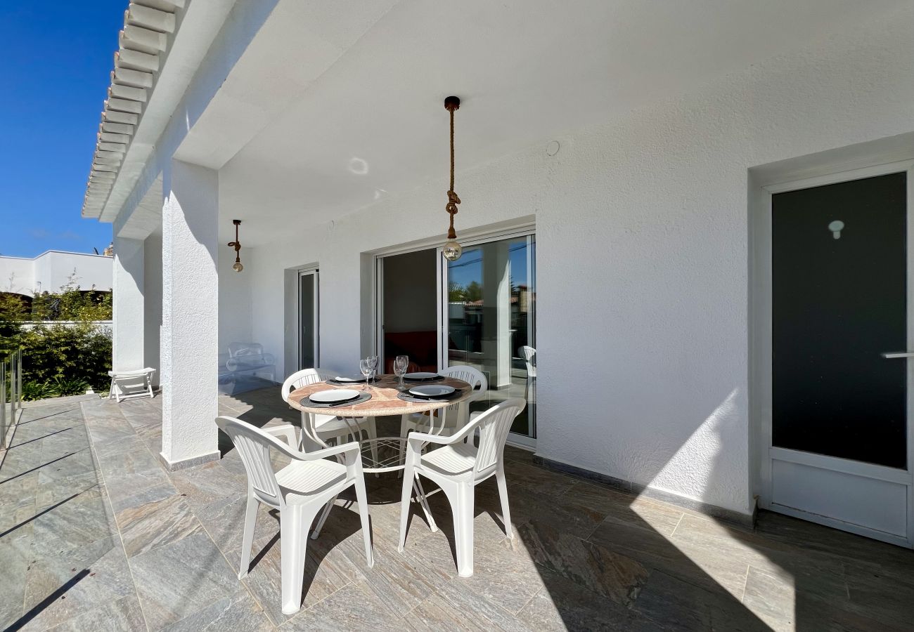 House in Rosas / Roses - MONTSIA 23 Rosas / Roses – INTERimmo