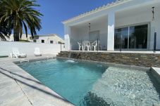 House in Rosas / Roses - Montsia 23 - Casa con piscina privada en Roses