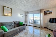 Apartment in Empuriabrava - PORT EMPORDA 28BA - Piso con  preciosa vista al pu