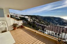 Aparthotel in Rosas / Roses - Garbinell A - Piso muy bonito, Vistas al mar espec